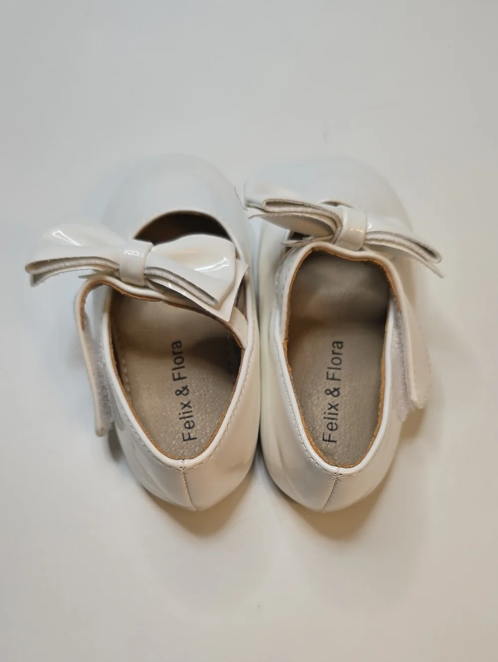 Felix And Flora White Patent Bow Mary Jane Shoes